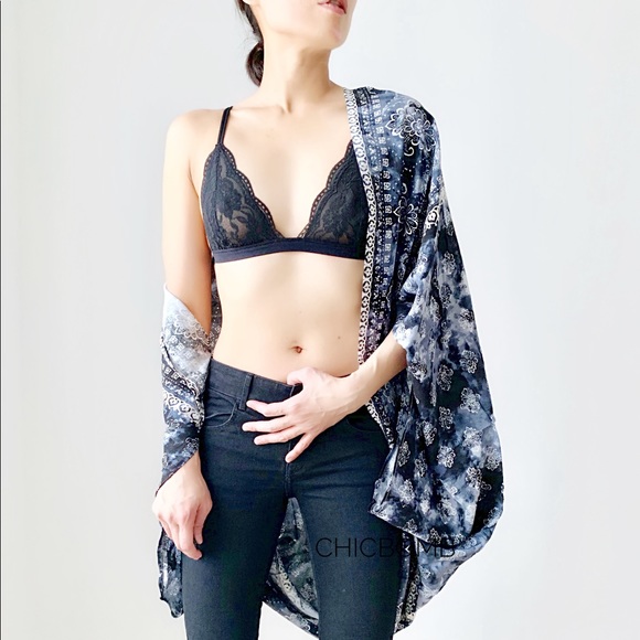 Dainty Scallop lace Bralette Black - Picture 2 of 5